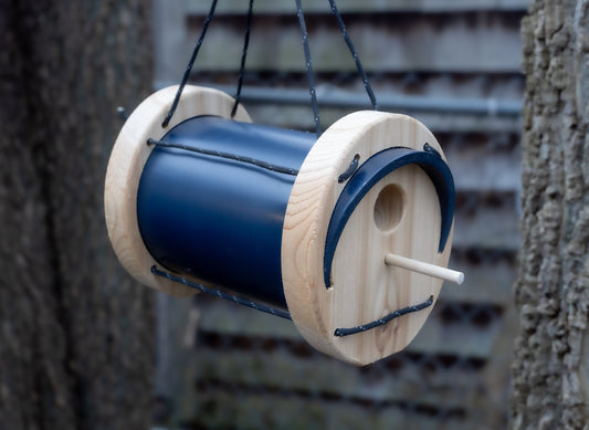 Charming Wren Birdhouse - The Spool - Horizontal