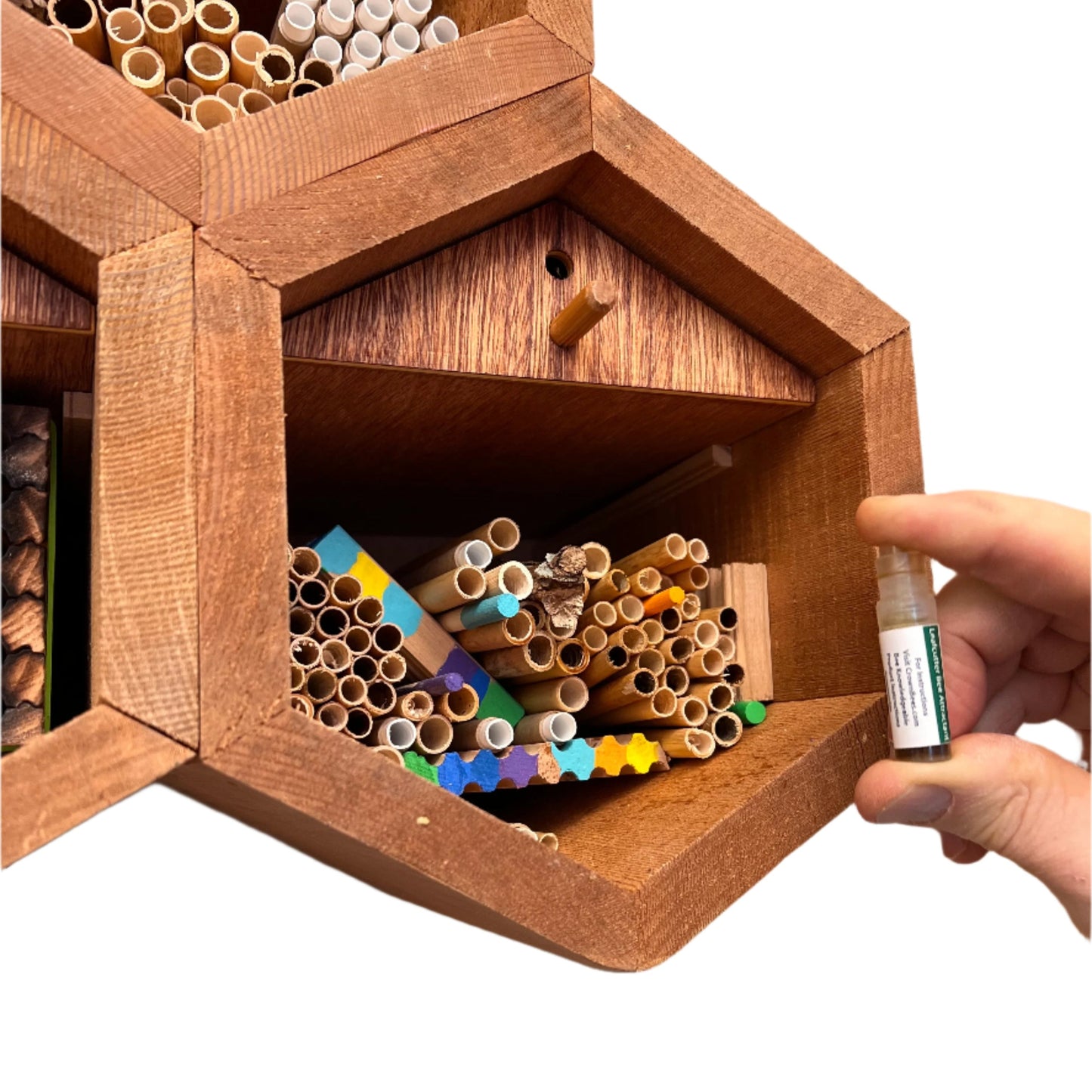 InvitaBee™ Leafcutter Bee Attractant